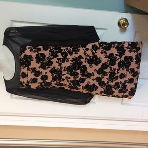 Enfocus Studio Dress Size 4 Black and Pink 🩷🩷